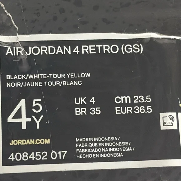 Black and YellowJordan 4’sSize 4.5 Boys USBox included upon request